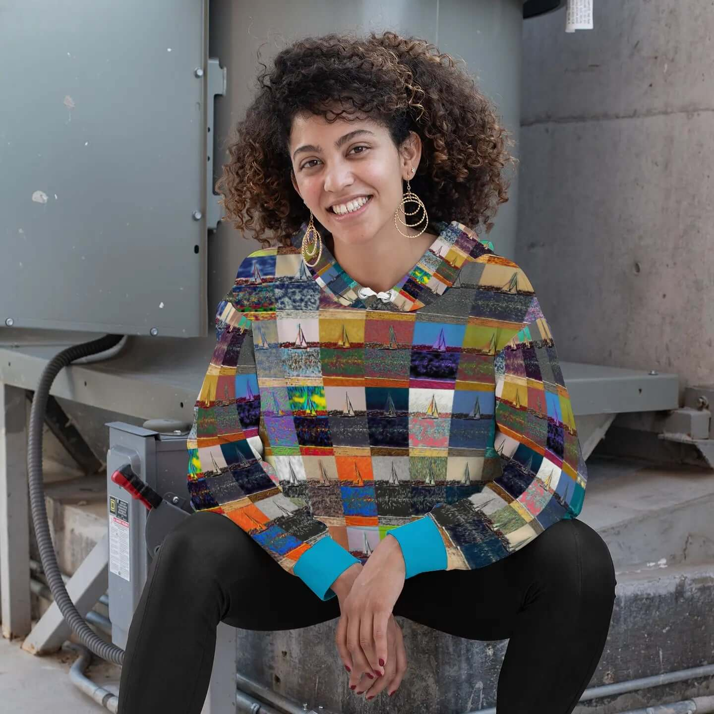 Plush hoodie with pockets - The show must go on - Marina del Rey ThisNew